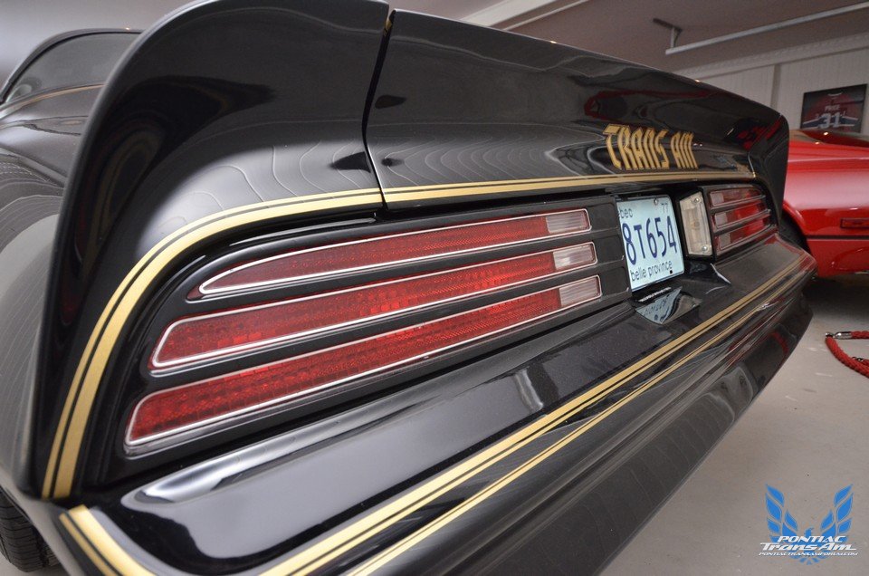1977 Pontiac Firebird Trans Am - Black and Gold Bandit Edition